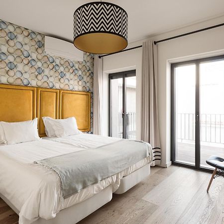 Joivy Bairro Alto 2-Br Apartment With Large Terrace Лиссабон Экстерьер фото